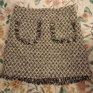 Chic Tweed Mini Skirt in Black and White